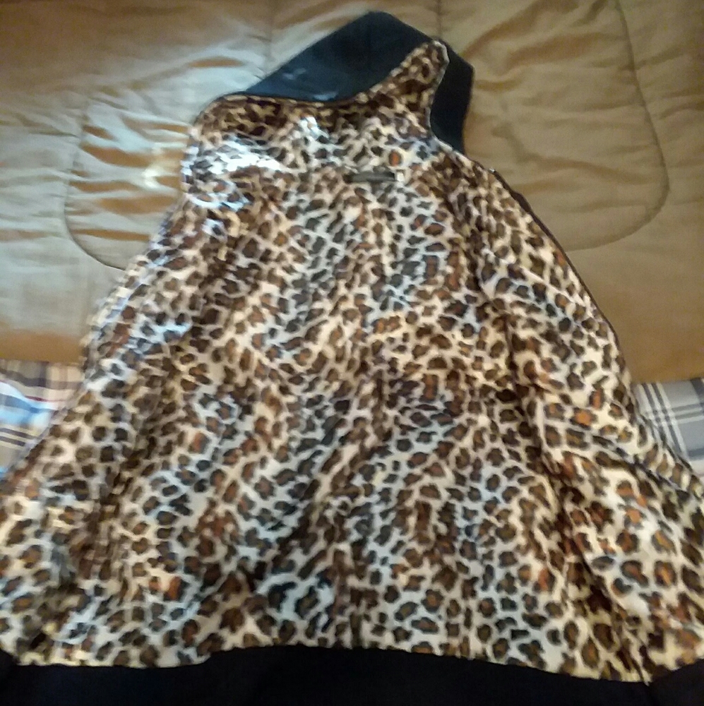 Jacket - Picture 3 of 4